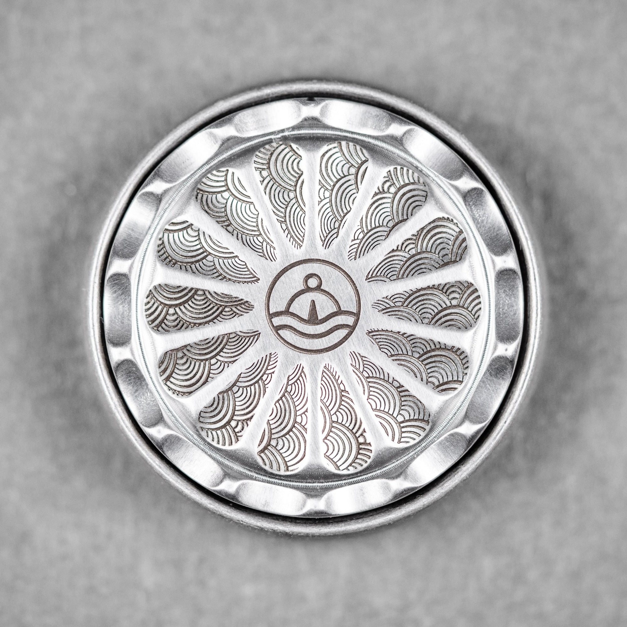 Umburry x URBAN Mid - Size Spoked Haptic Coin - Stainless Steel & Ti Seigaiha - URBAN EDC®