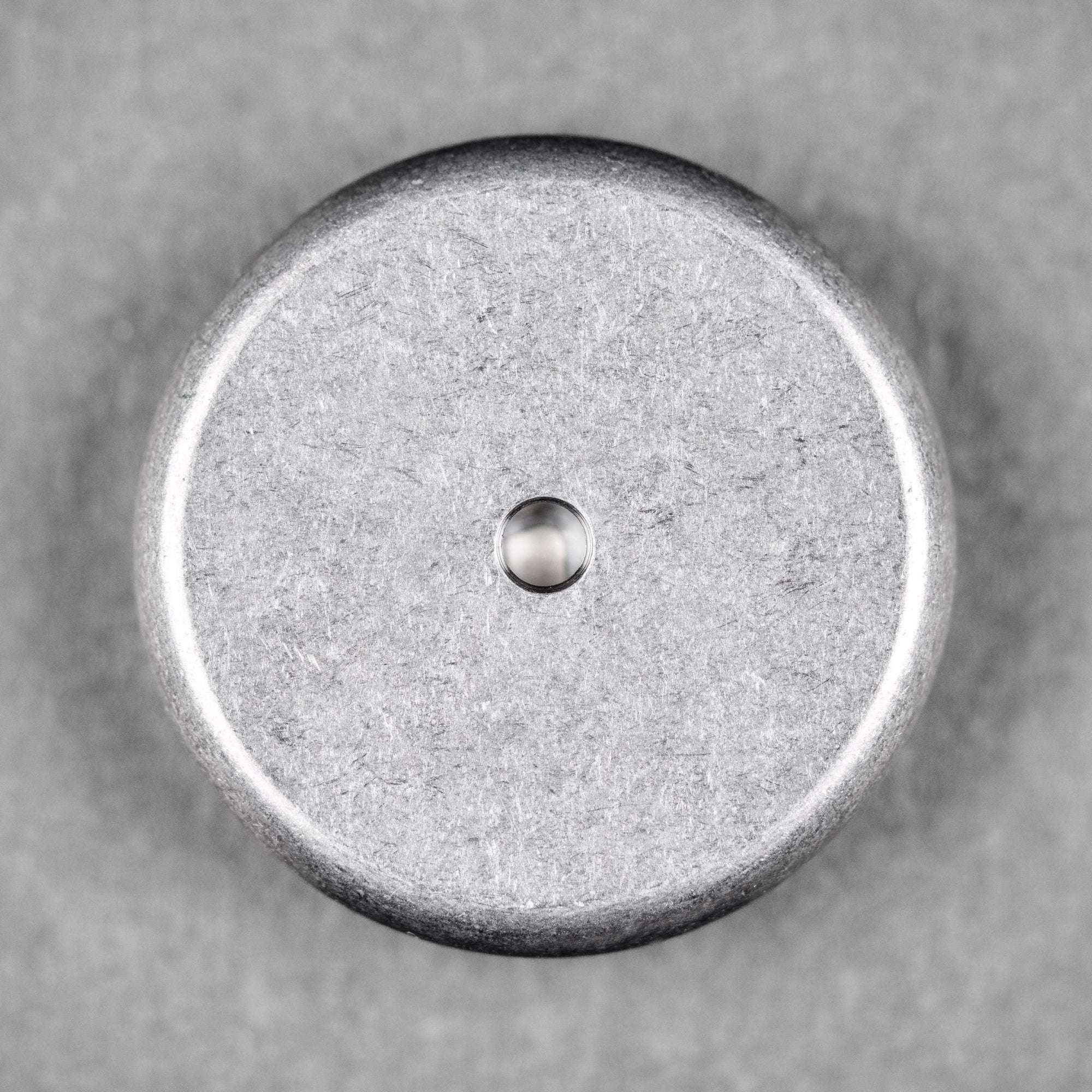 Umburry x URBAN Mid - Size Spoked Haptic Coin - Stainless Steel & Ti Seigaiha - URBAN EDC®