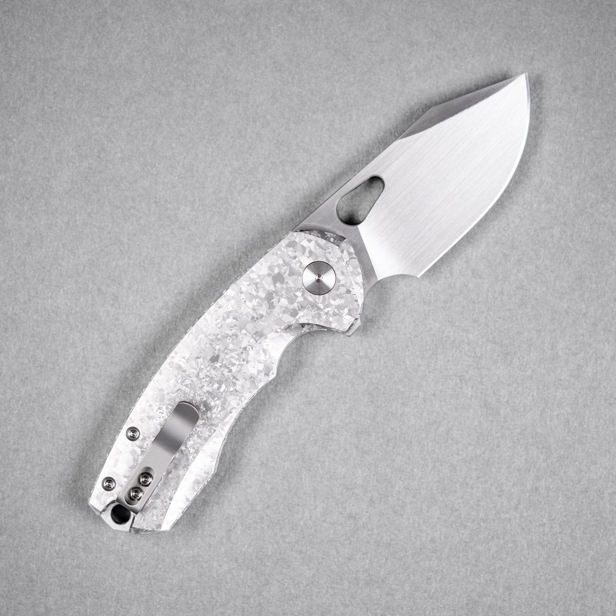 URBAN Becerro - Hand-Rubbed Vanax & Crystal Titanium w/ Crystal Titanium Backspacer - URBAN EDC®