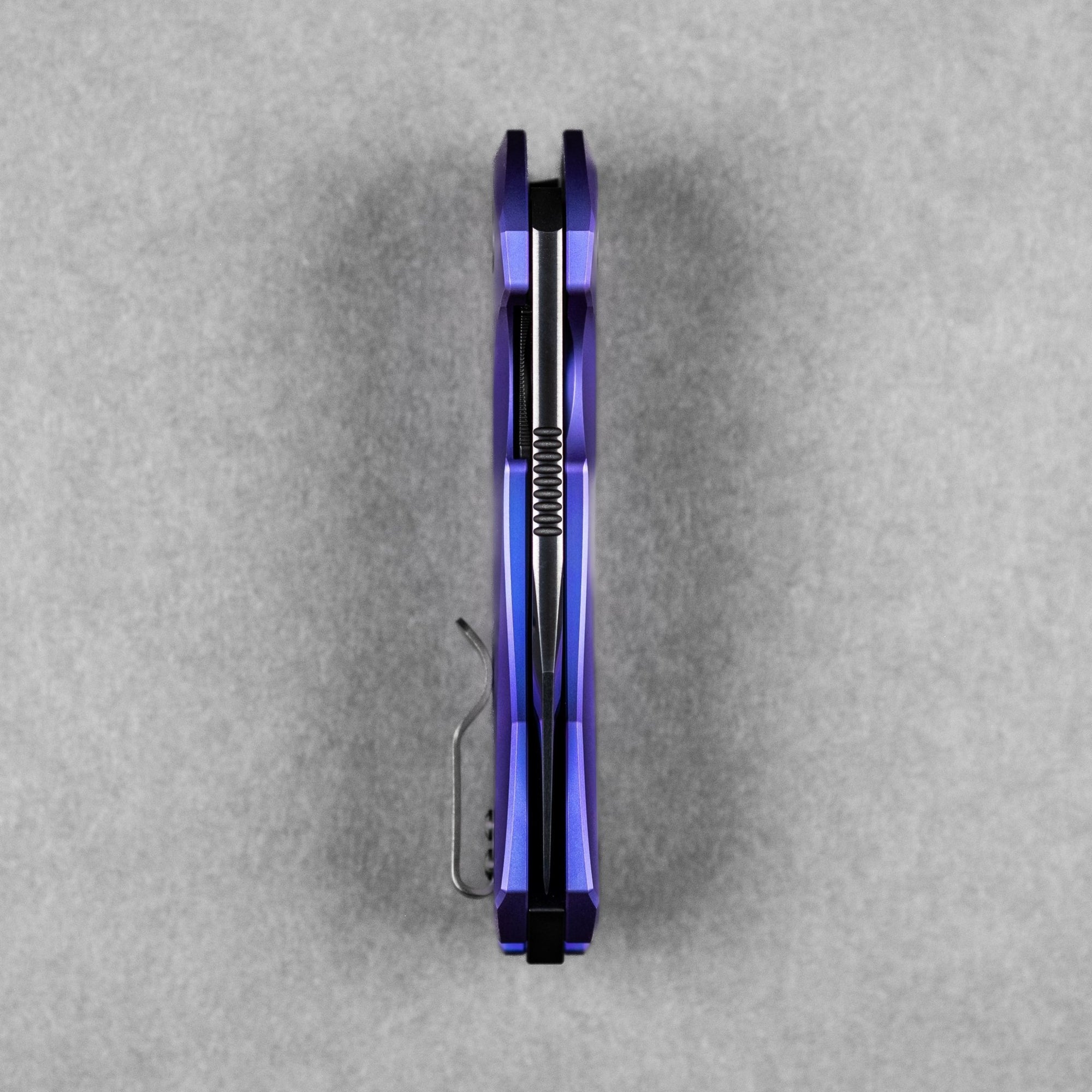 URBAN Becerro - Polished DLC Magnacut & Blurple Titanium - URBAN EDC®