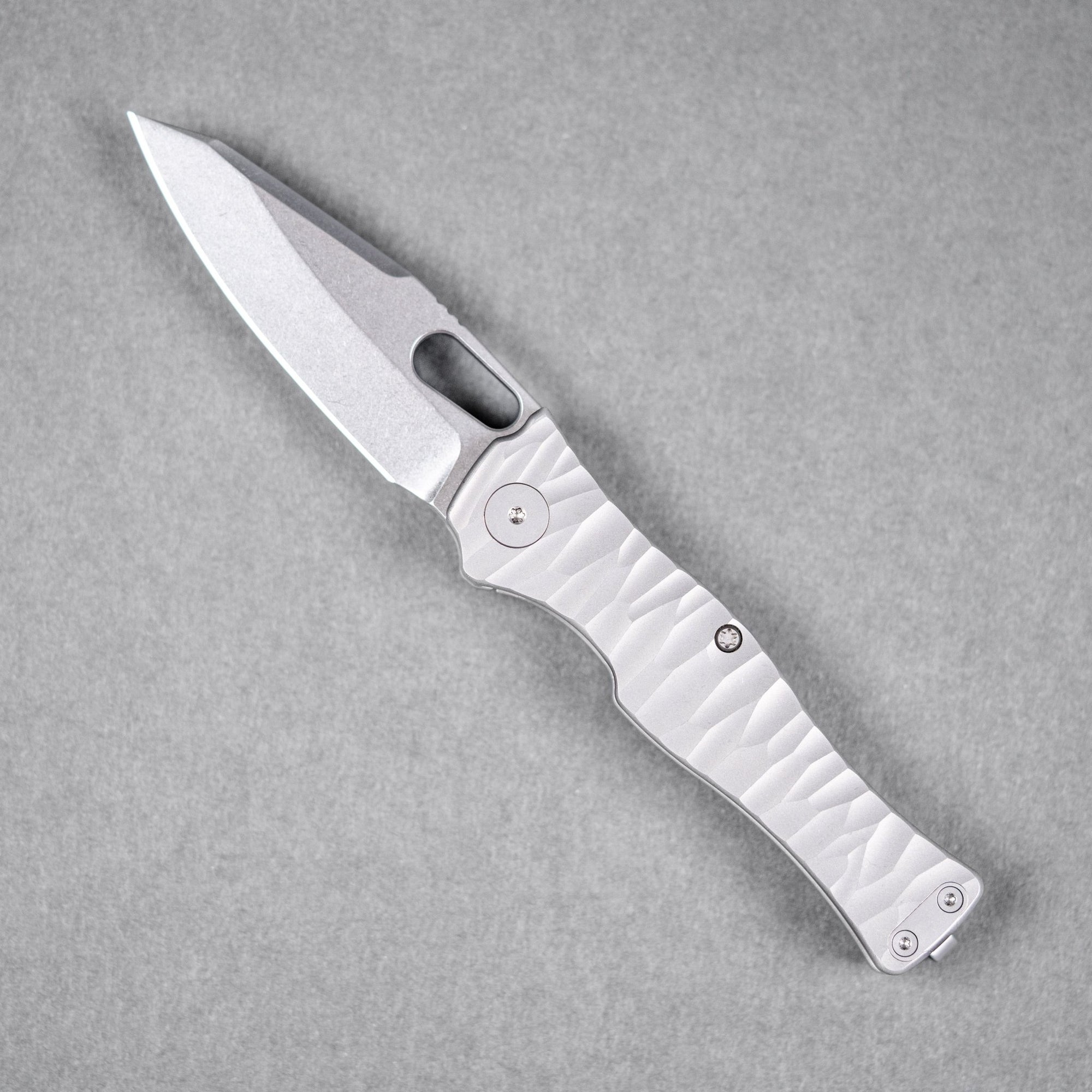 URBAN Castellan Non - Flipper - Stonewashed Vanax & Stonewashed Titanium w/ Rock Texture - URBAN EDC®