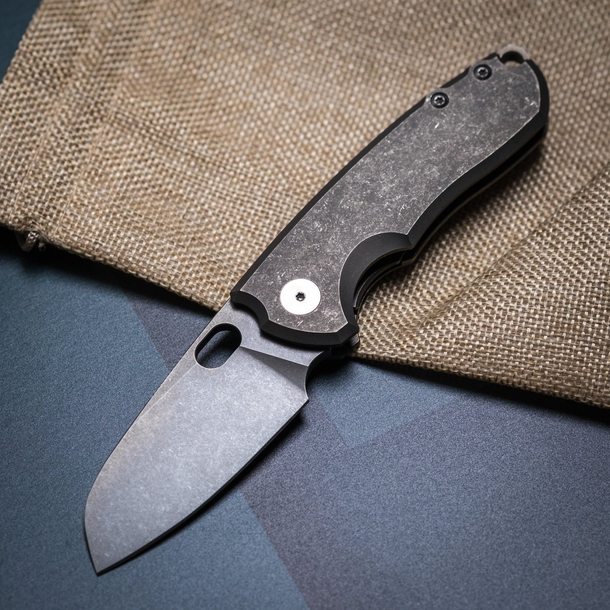 URBAN F5.5 - Darkwashed Ti & Darkwashed Magnacut (Yamato Exclusive) - URBAN EDC®