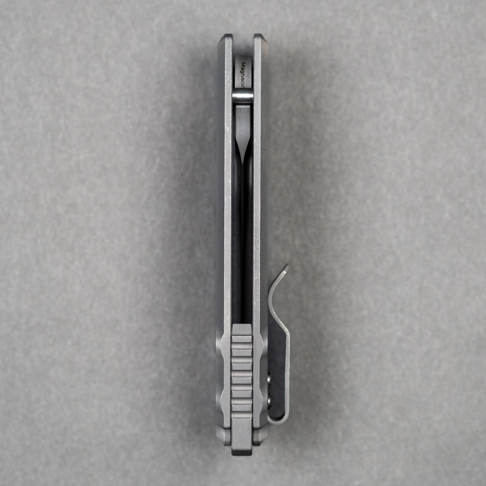 URBAN F5.5 - Darkwashed Ti & Darkwashed Magnacut (Yamato Exclusive) - URBAN EDC®