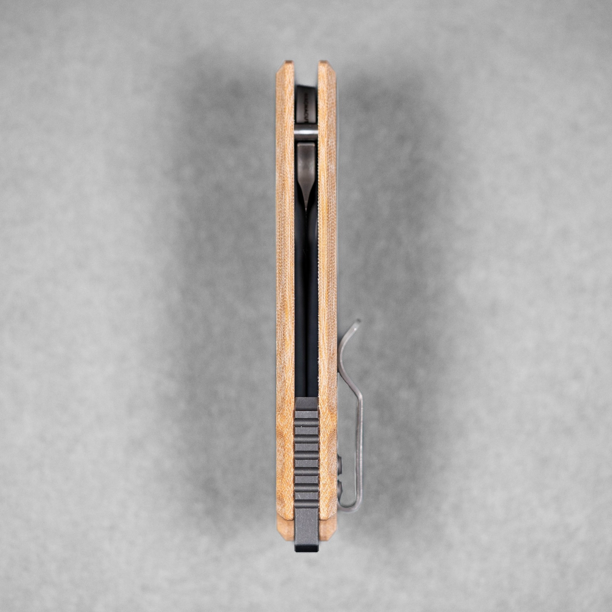 URBAN F5.5 - Fine Stonewashed Magnacut & Natural Linen Micarta - URBAN EDC®