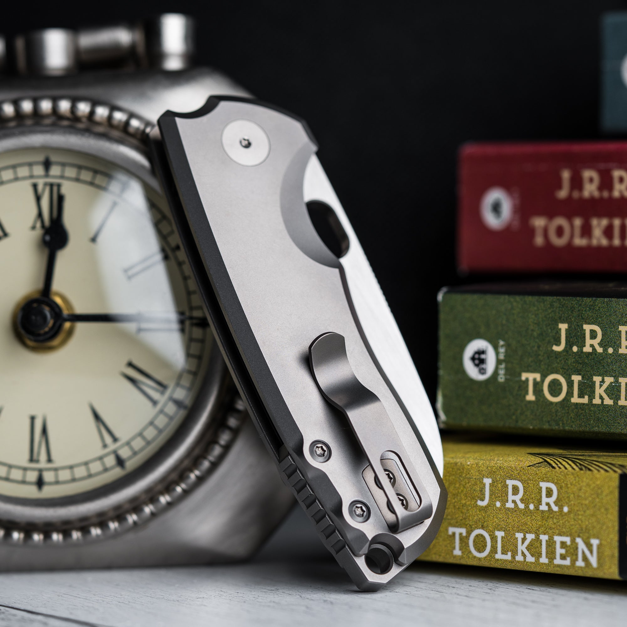 URBAN F5.5 - Hand-Rubbed Magnacut & Blasted Titanium – URBAN EDC®