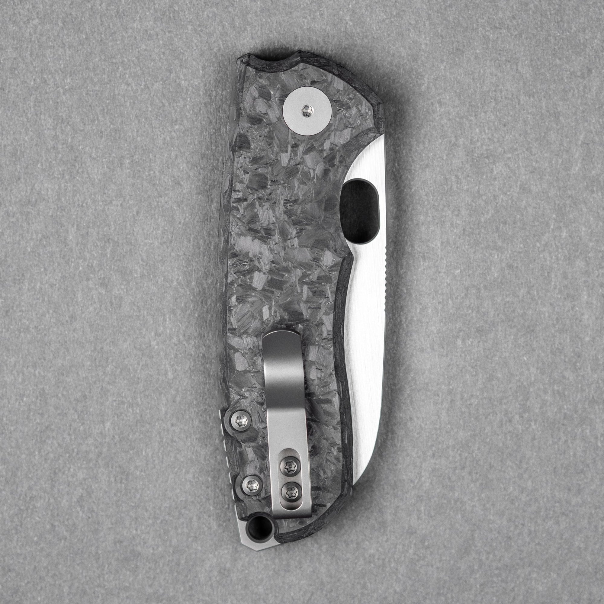 URBAN F5.5 - Marbled Carbon Fiber & Hand - Rubbed Magnacut - URBAN EDC®