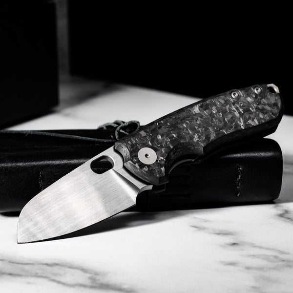 URBAN F5.5 - Marbled Carbon Fiber & Hand - Rubbed Magnacut - URBAN EDC®