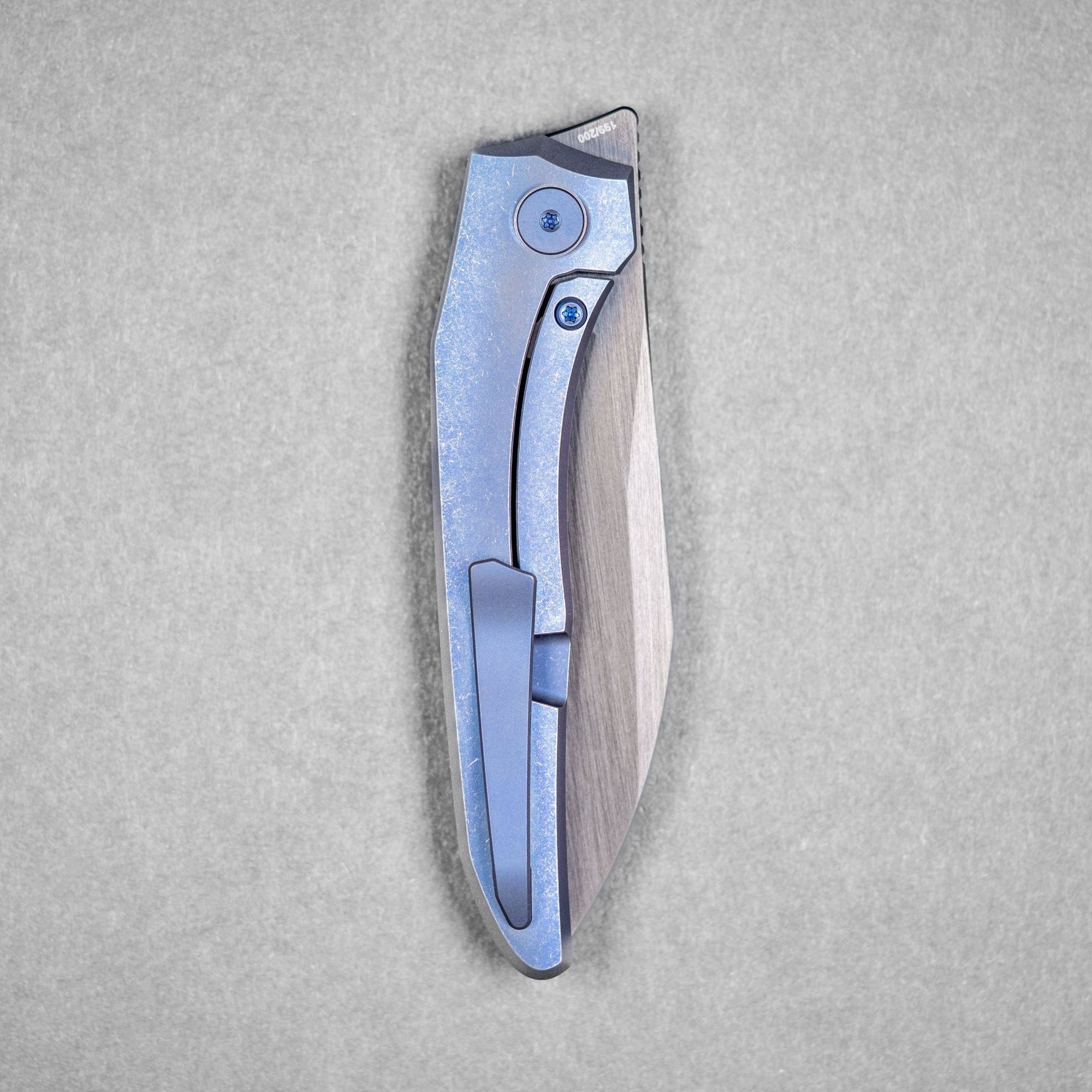URBAN Nitroglide - Polished DLC Hand - Rubbed Magnacut w/ Blurple Anodized Stonewash Titanium - URBAN EDC®