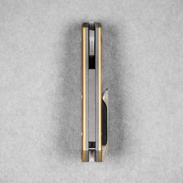 URBAN Straighthawk - Darkwashed Magnacut & Stonewashed Brass w/ Micro Milling - URBAN EDC®