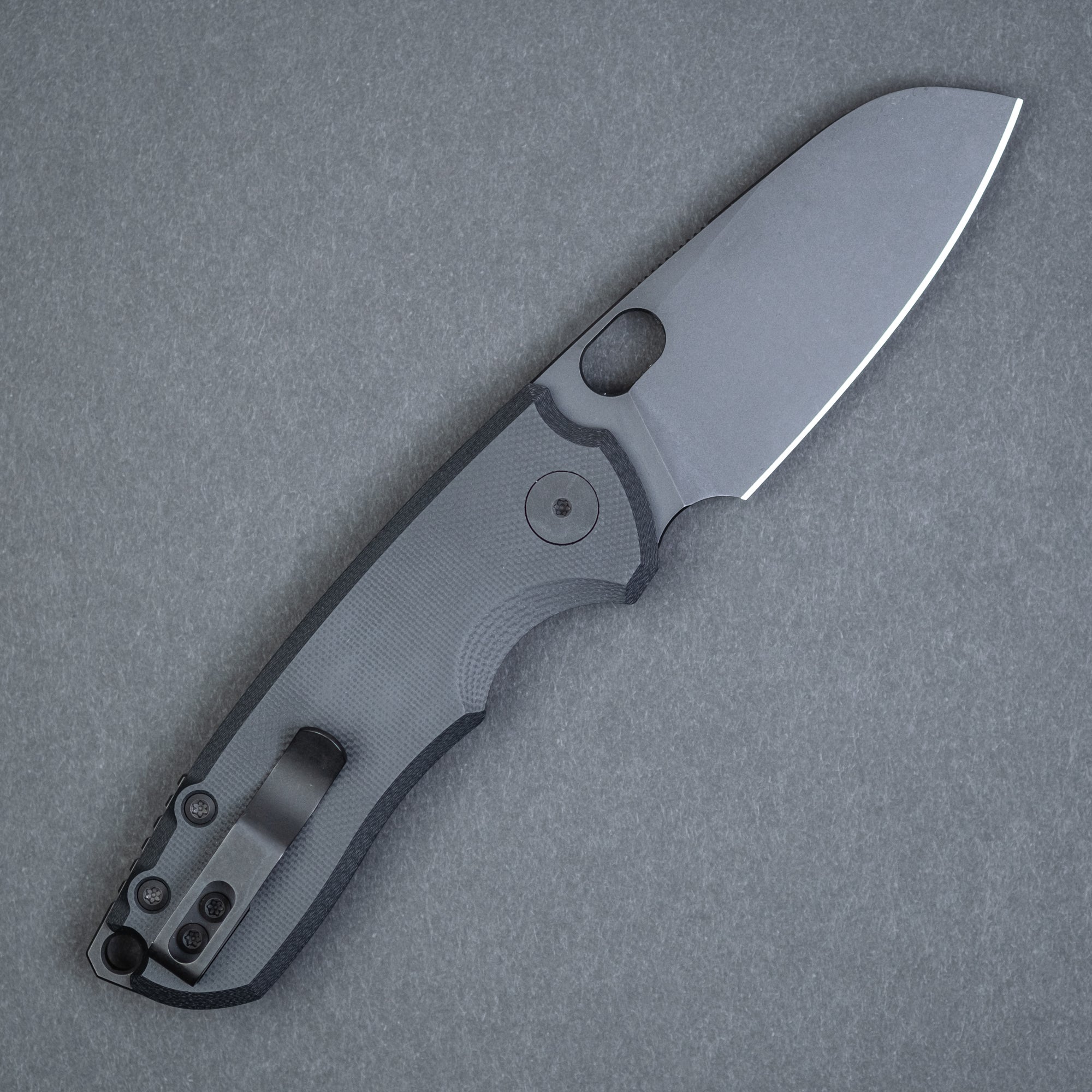 Urban EDC F5.5 - Blacked Out G10