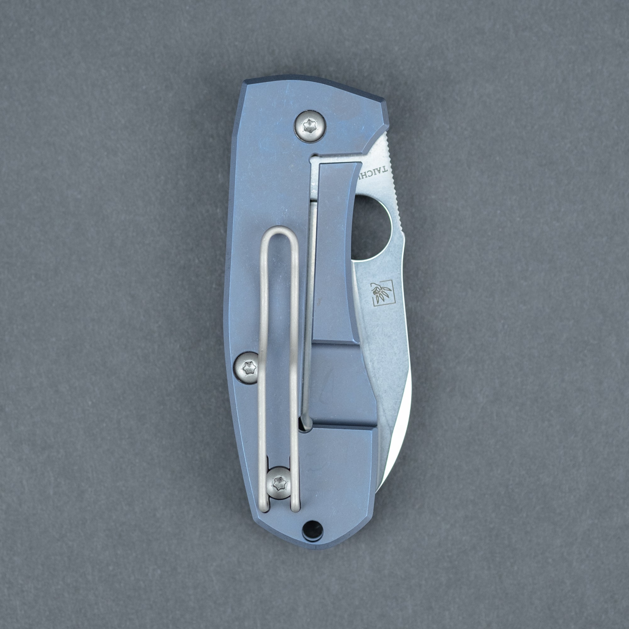 Spyderco Techno 2 - Blue Anodized w/ Modern Seigaiha Motif (Exclusive)