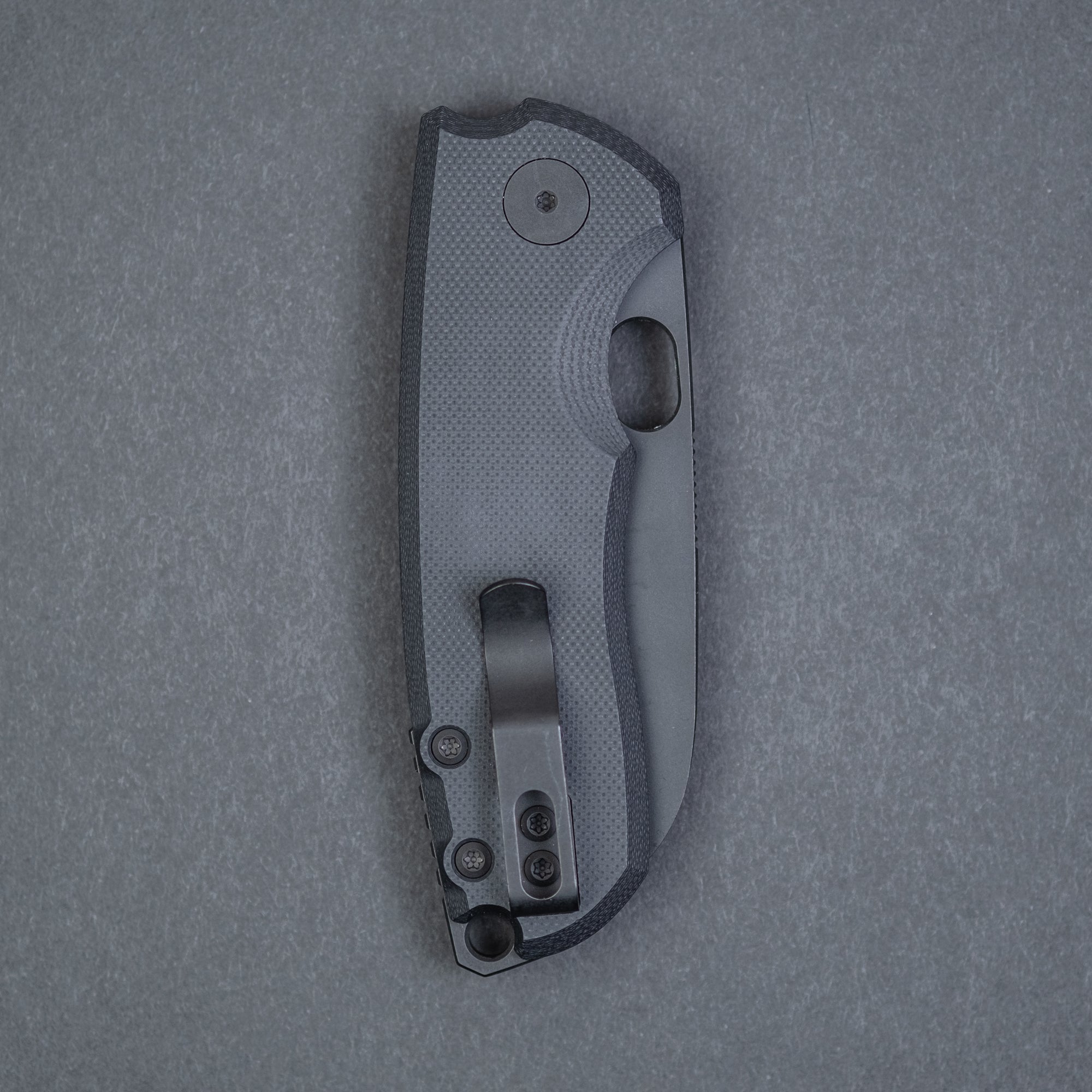 Urban EDC F5.5 - Blacked Out G10