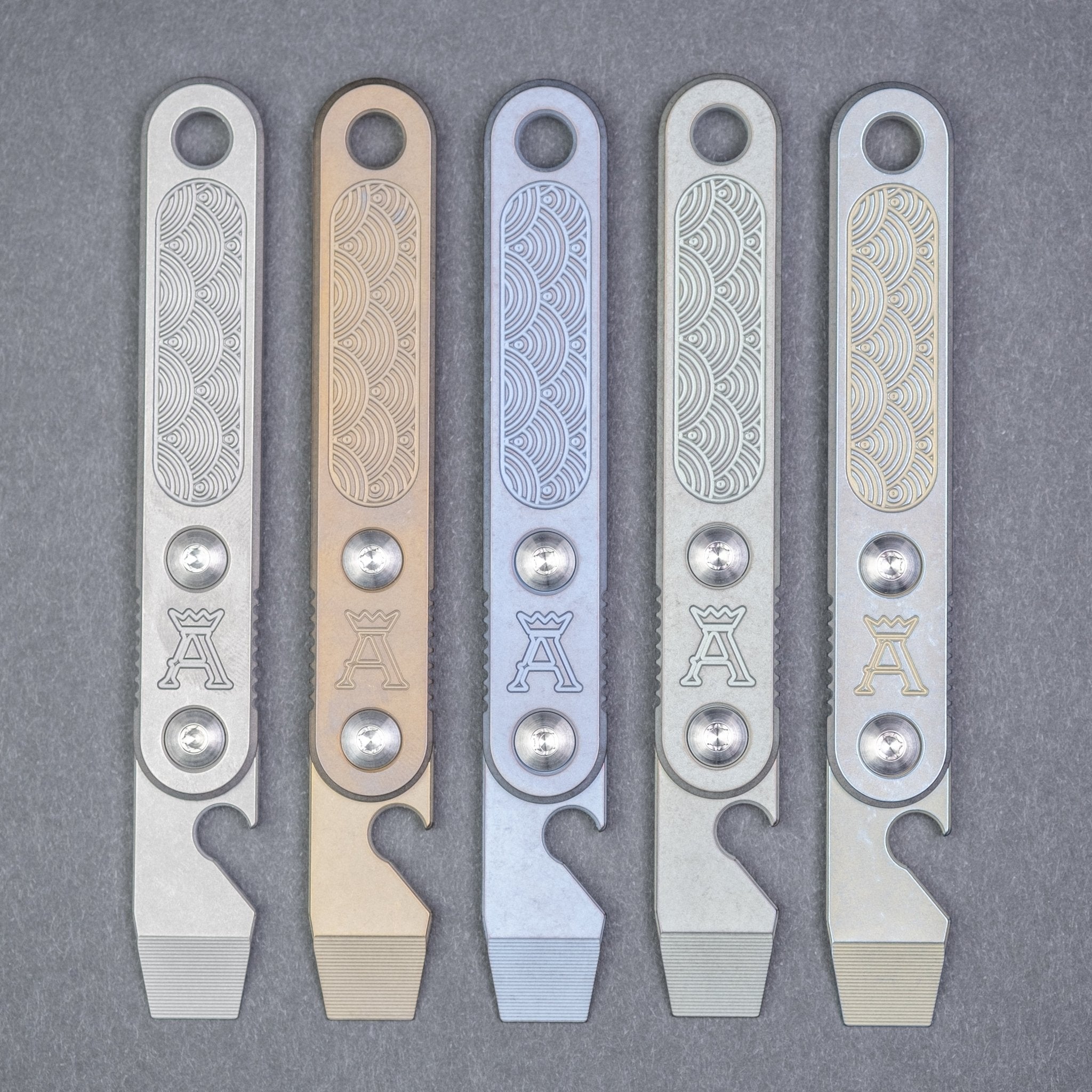 Ansø x URBAN Astra Prybar - Seigaiha Titanium – URBAN EDC®
