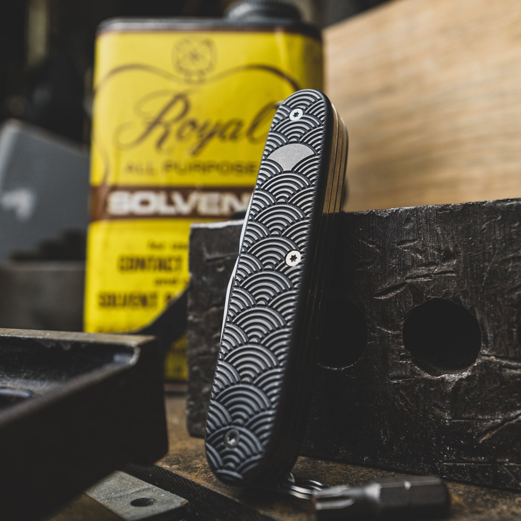 DE Custom Forge x URBAN Pioneer X 93mm - Seigaiha Titanium – URBAN