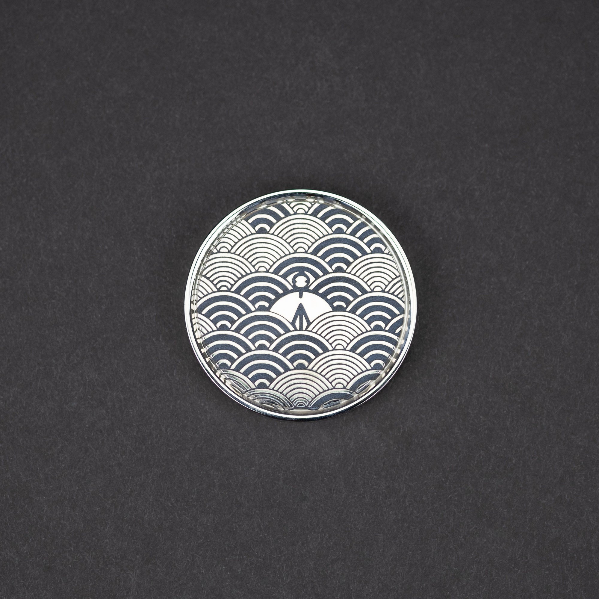 Game - Umburry Super Click Haptic Coin With Seigaiha Motif - Titanium (Exclusive)