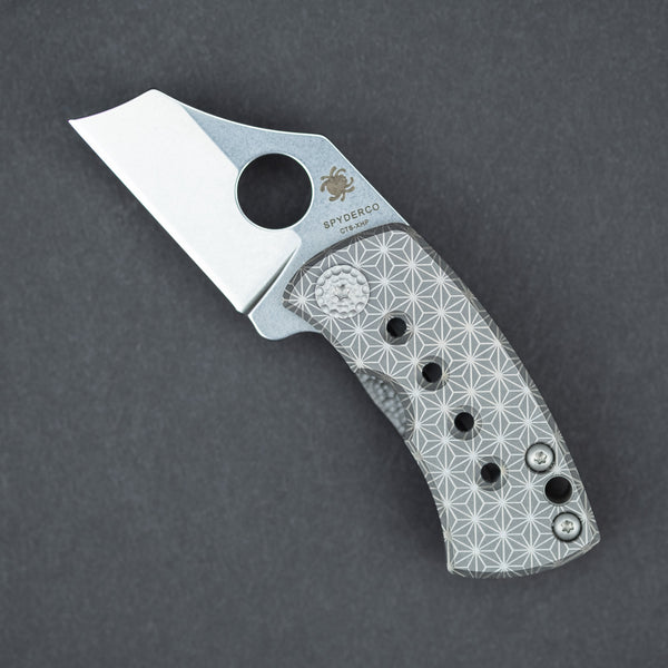 Knife - McNees Spyderco McBee - Asanoha Motif (Exclusive)