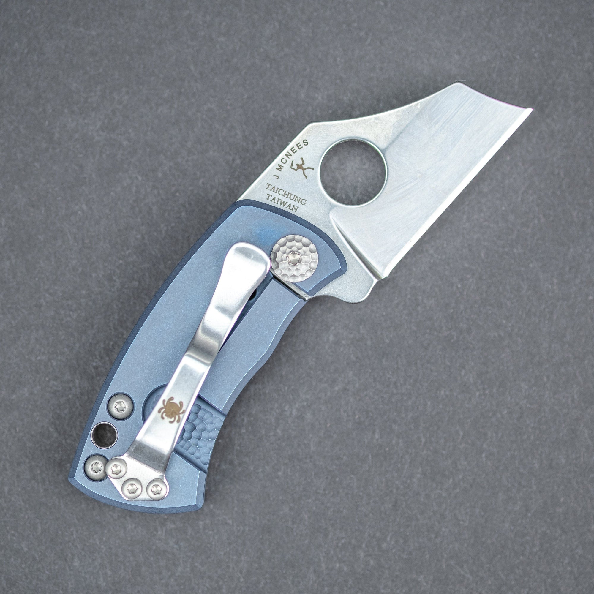 Knife - McNees Spyderco McBee -  Blue Anodized Seigaiha Motif (Exclusive)