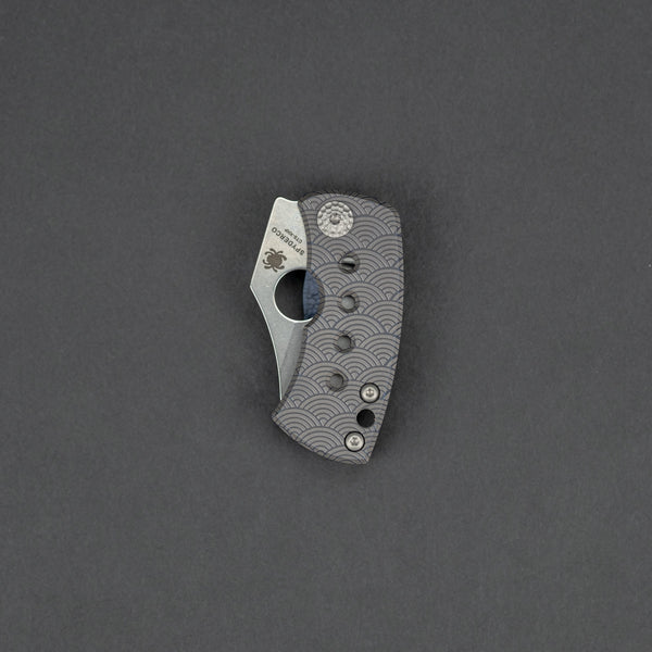 McNees Spyderco McBee - Seigaiha Motif (Exclusive)