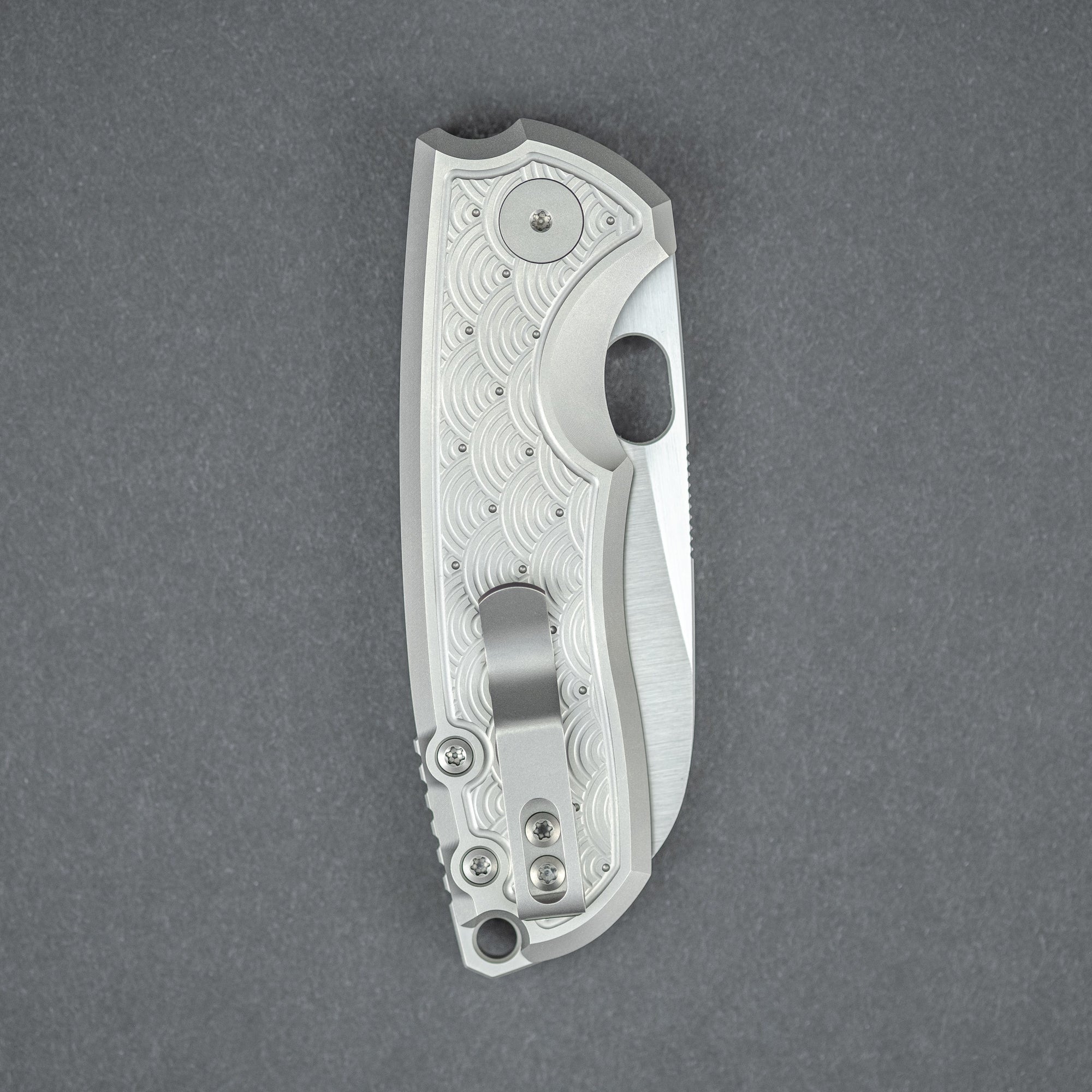 Knife - Pre-Order: Urban EDC F5.5 - M390 & Titanium W/ Seigaiha Motif (Exclusive)