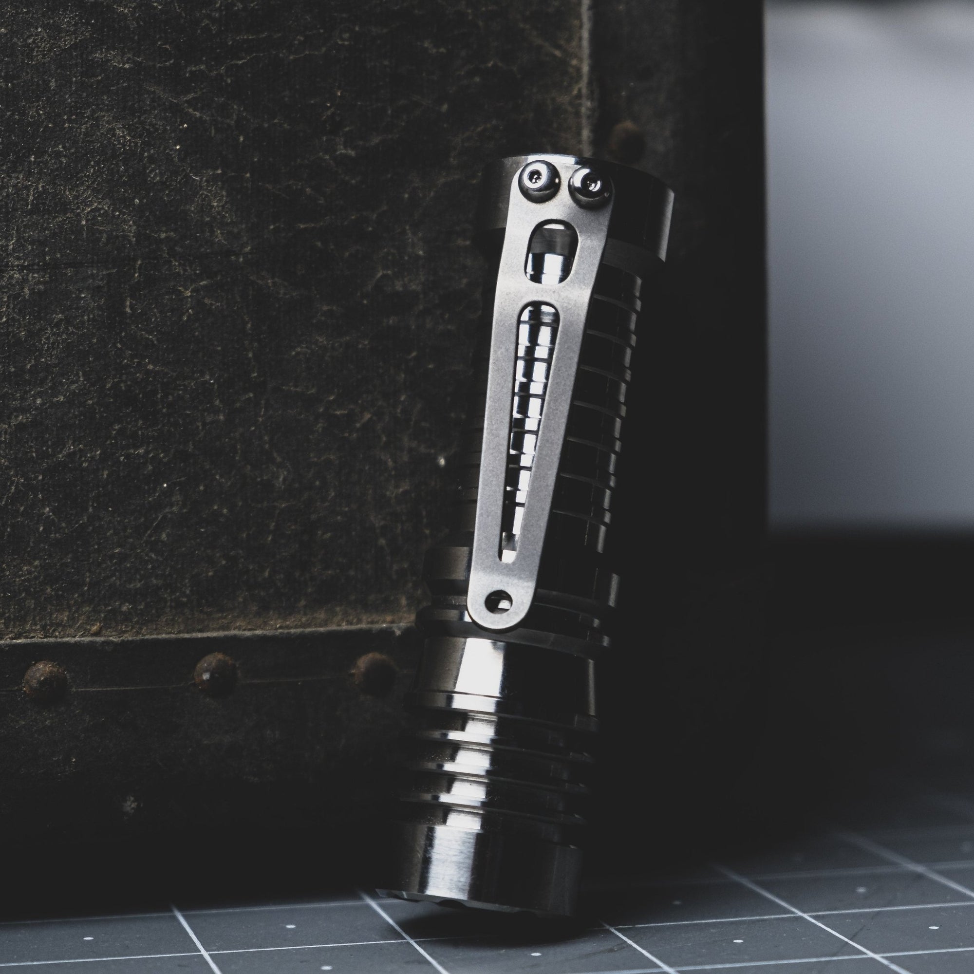 Pre - Owned: McGizmo Haiku Flashlight (Custom) - URBAN EDC®