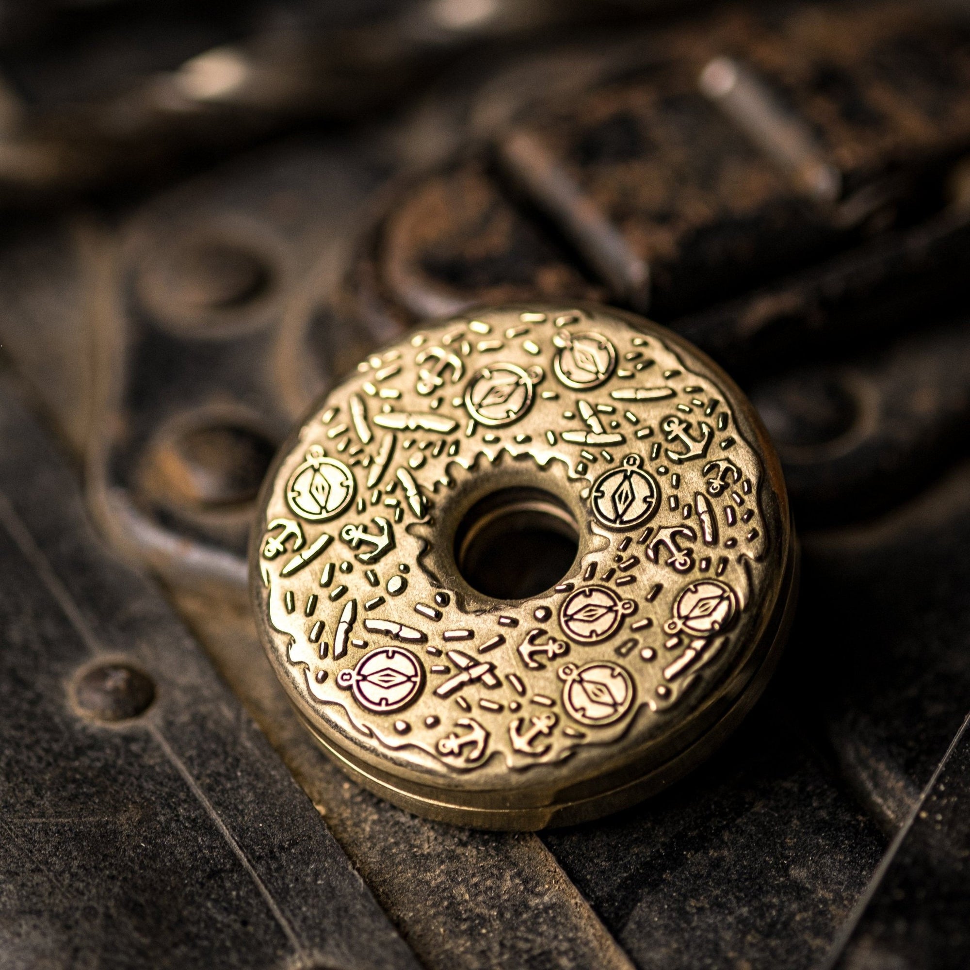 Umburry Haptic Brass Donut - URBAN Edition (Exclusive) - URBAN EDC®