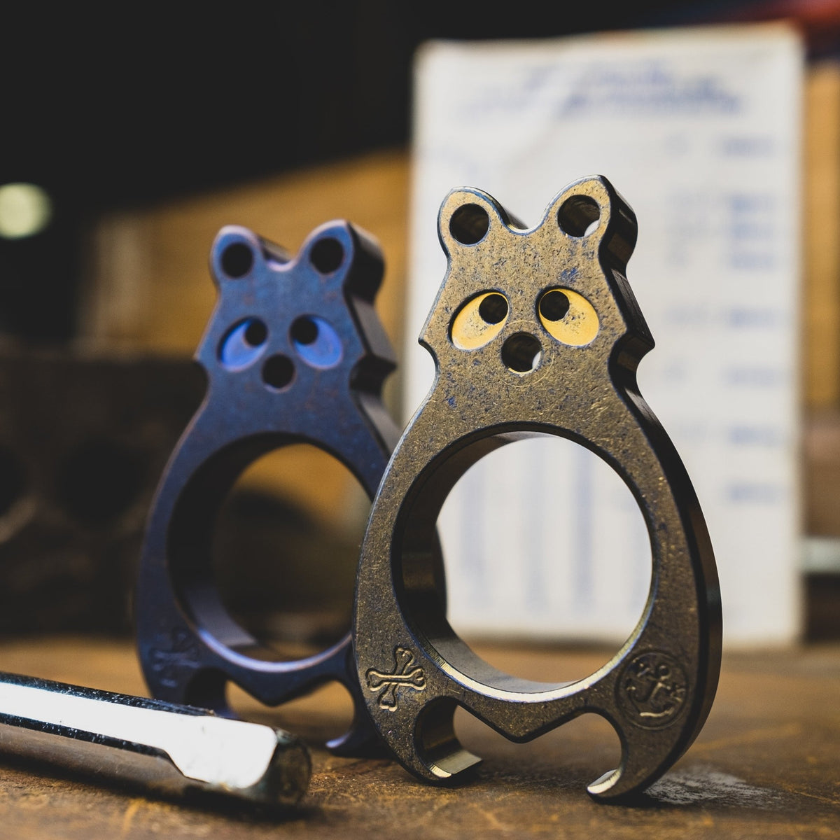 VoxDesign ‘Gus’ Raccoon - 3/8” Titanium - URBAN EDC®